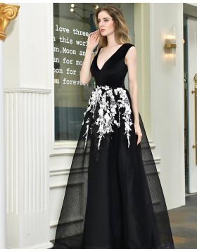 V-neck Black A-line Evening Party Dress with White Lace Applique QD071