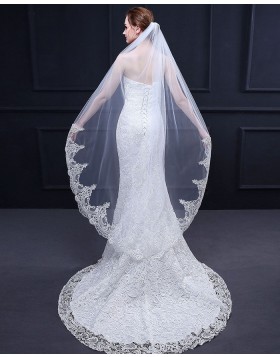 White Lace Applique Edge Waltz Length Bridal Veil TS18017